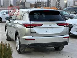 ميتسوبيشي اوتلاندر